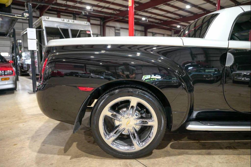 used 2005 Chevrolet SSR car, priced at $30,900