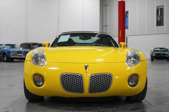 used 2007 Pontiac Solstice car, priced at $12,900