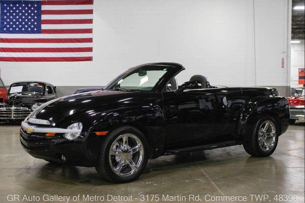 used 2006 Chevrolet SSR car, priced at $25,900