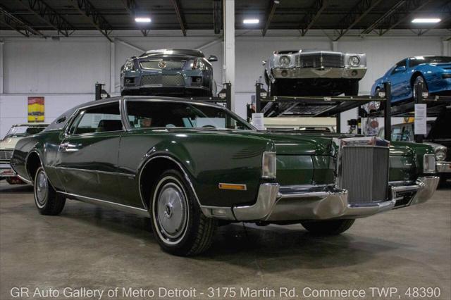 used 1972 Lincoln Mark IV car, priced at $12,900