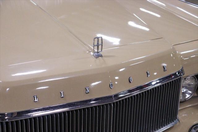 used 1974 Lincoln Continental car, priced at $8,900