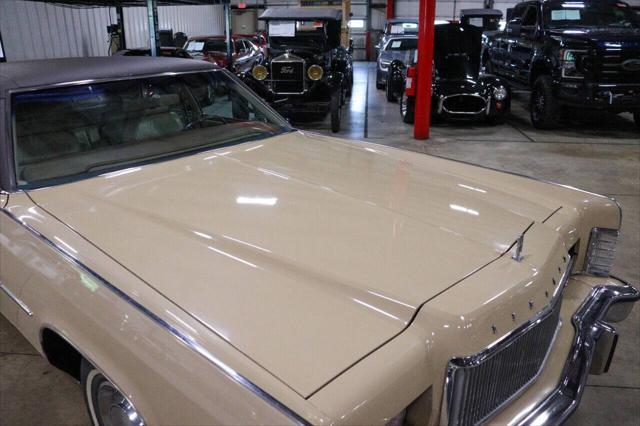 used 1974 Lincoln Continental car, priced at $8,900