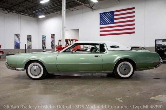 used 1972 Lincoln Continental car, priced at $11,900