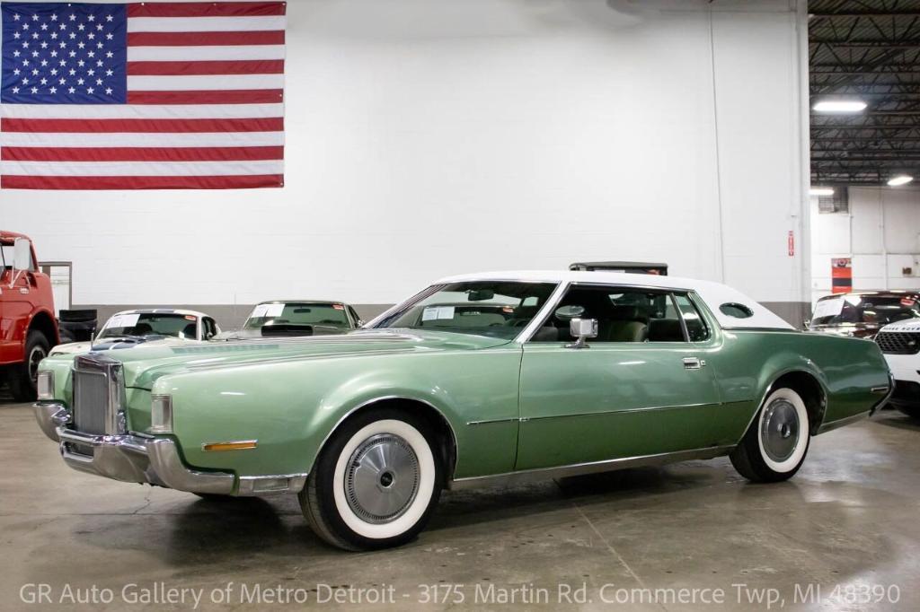used 1972 Lincoln Continental car, priced at $15,900