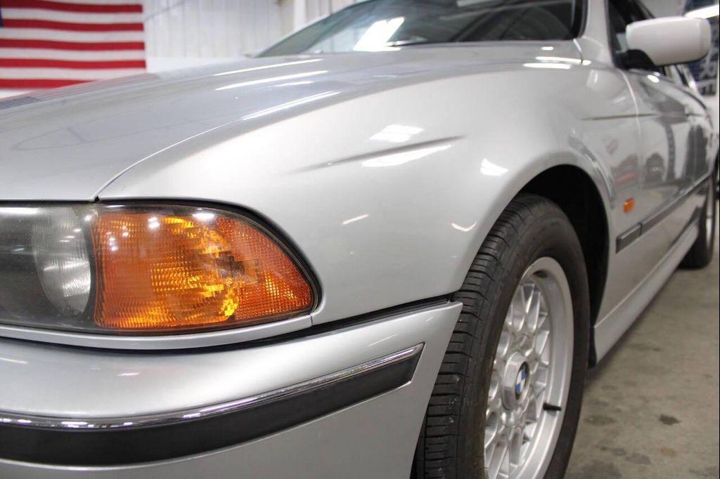 used 2000 BMW 528 car, priced at $7,900