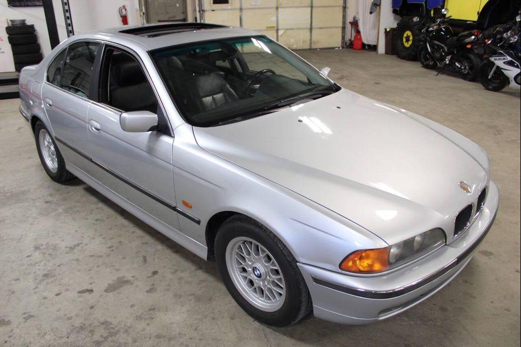 used 2000 BMW 528 car, priced at $7,900