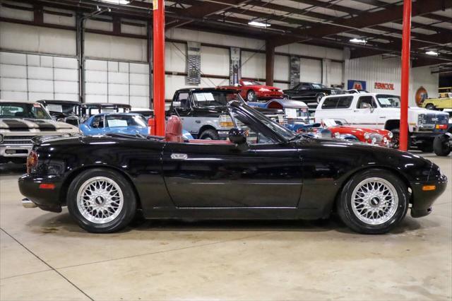 used 1993 Mazda MX-5 Miata car, priced at $14,900