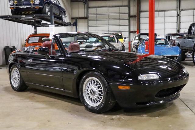 used 1993 Mazda MX-5 Miata car, priced at $14,900