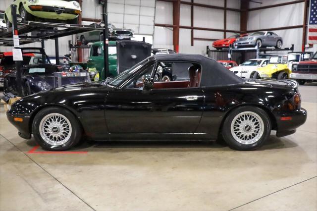 used 1993 Mazda MX-5 Miata car, priced at $14,900