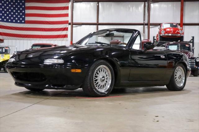 used 1993 Mazda MX-5 Miata car, priced at $14,900