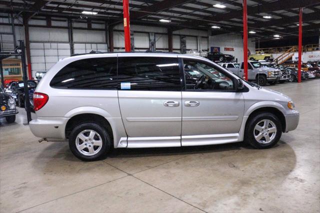 used 2006 Dodge Grand Caravan car, priced at $12,900