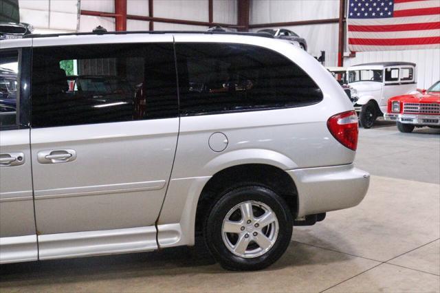 used 2006 Dodge Grand Caravan car, priced at $12,900