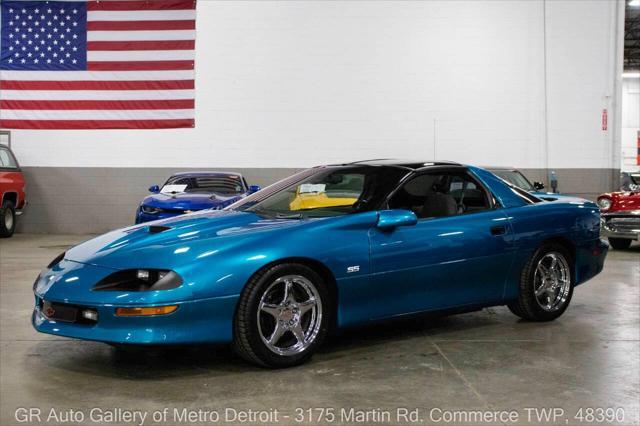 used 1995 Chevrolet Camaro car, priced at $26,900