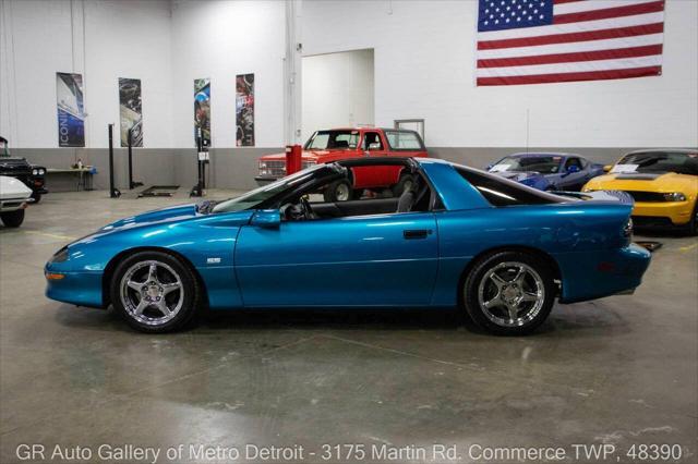 used 1995 Chevrolet Camaro car, priced at $26,900