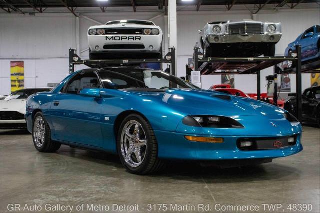 used 1995 Chevrolet Camaro car, priced at $26,900