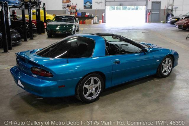 used 1995 Chevrolet Camaro car, priced at $26,900