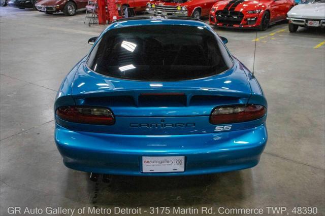 used 1995 Chevrolet Camaro car, priced at $26,900