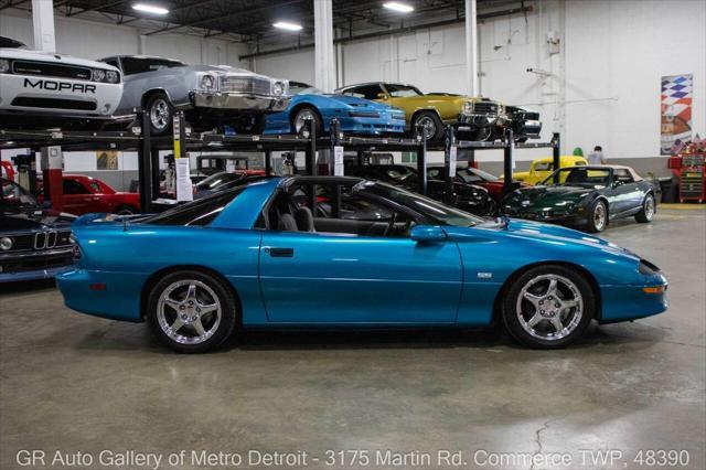 used 1995 Chevrolet Camaro car, priced at $26,900
