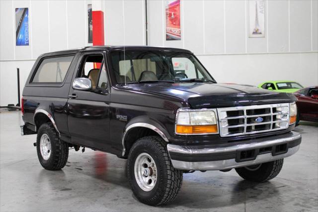 used 1995 Ford Bronco car, priced at $13,900