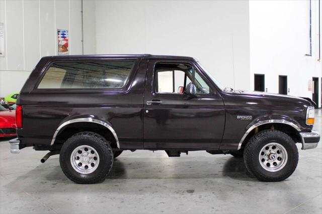 used 1995 Ford Bronco car, priced at $13,900