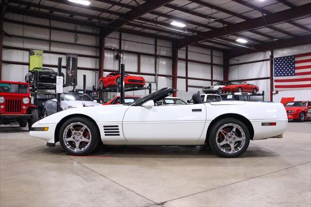 used 1991 Chevrolet Corvette car, priced at $15,900