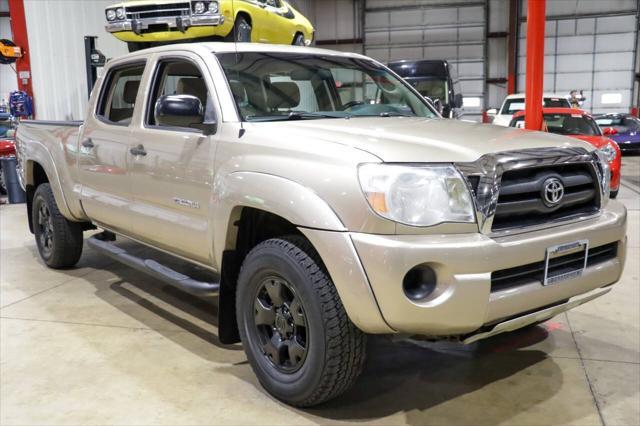 used 2006 Toyota Tacoma car, priced at $14,900