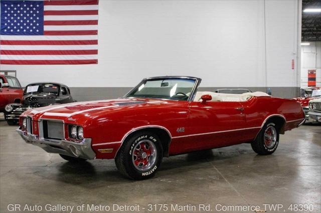 used 1972 Oldsmobile Cutlass car, priced at $39,900