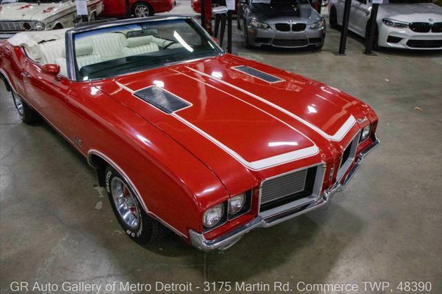 used 1972 Oldsmobile Cutlass car, priced at $39,900
