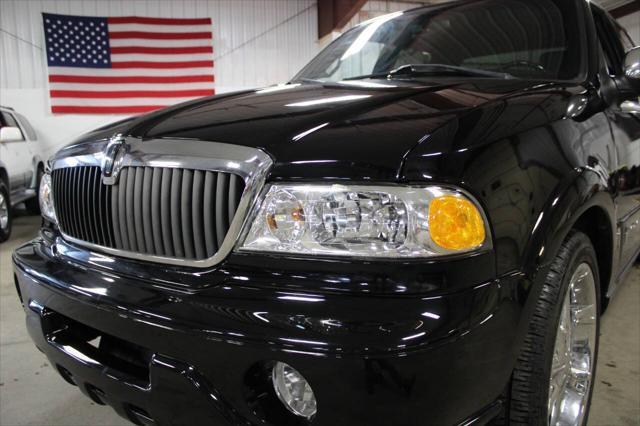 used 2002 Lincoln Blackwood car, priced at $25,900