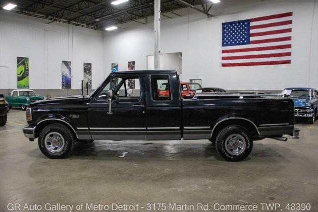 used 1992 Ford F-150 car, priced at $13,900
