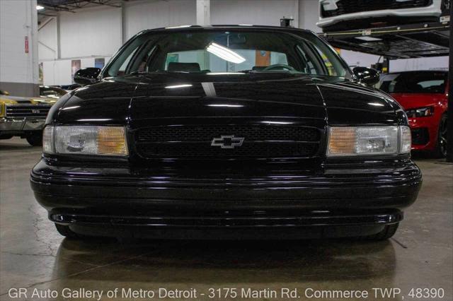 used 1995 Chevrolet Caprice car, priced at $25,900