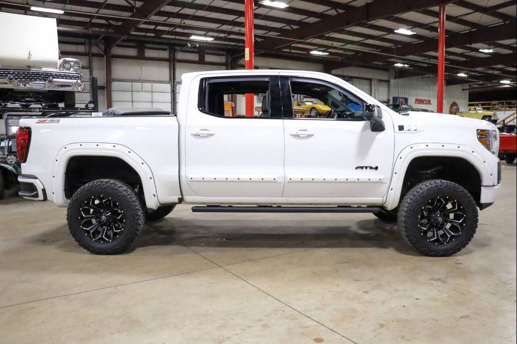 used 2022 GMC Sierra 1500 car, priced at $52,900
