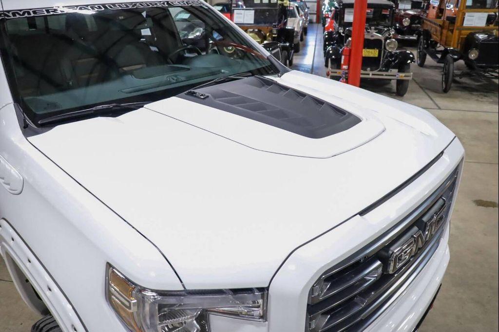 used 2022 GMC Sierra 1500 car, priced at $52,900