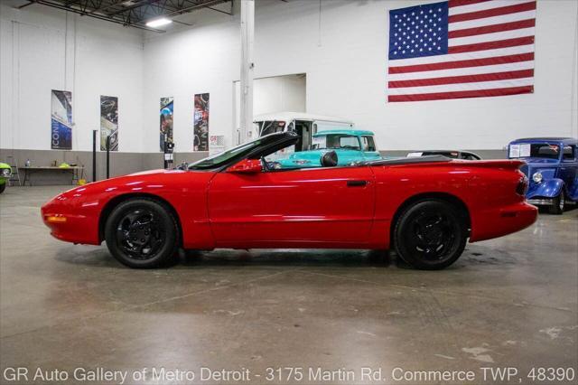 used 1995 Pontiac Firebird car, priced at $9,900