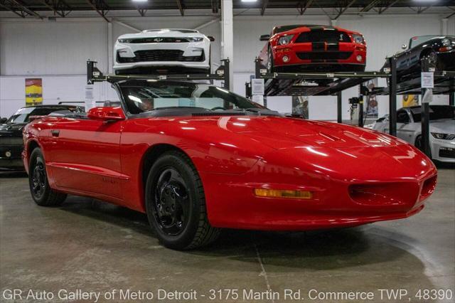 used 1995 Pontiac Firebird car, priced at $9,900