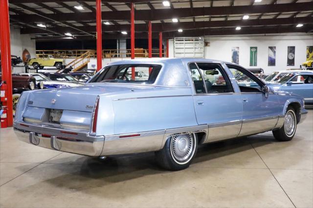 used 1993 Cadillac Fleetwood car, priced at $11,900