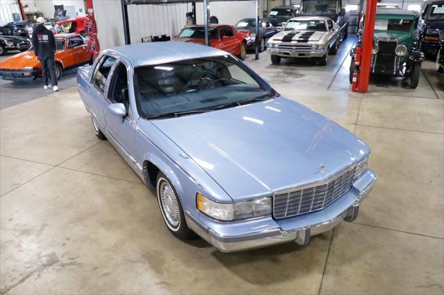 used 1993 Cadillac Fleetwood car, priced at $11,900