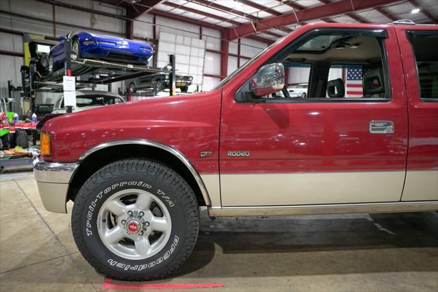 used 1996 Isuzu Rodeo car, priced at $15,900