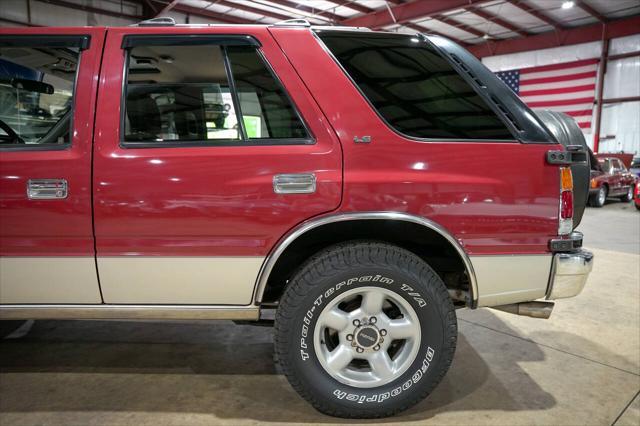 used 1996 Isuzu Rodeo car, priced at $15,900
