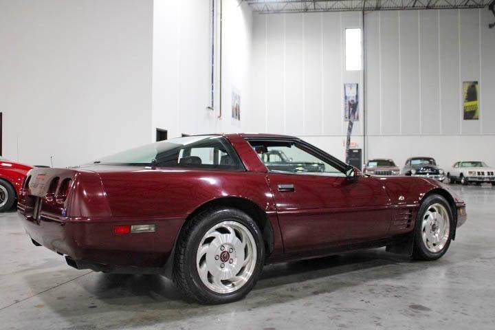 used 1993 Chevrolet Corvette car, priced at $19,900