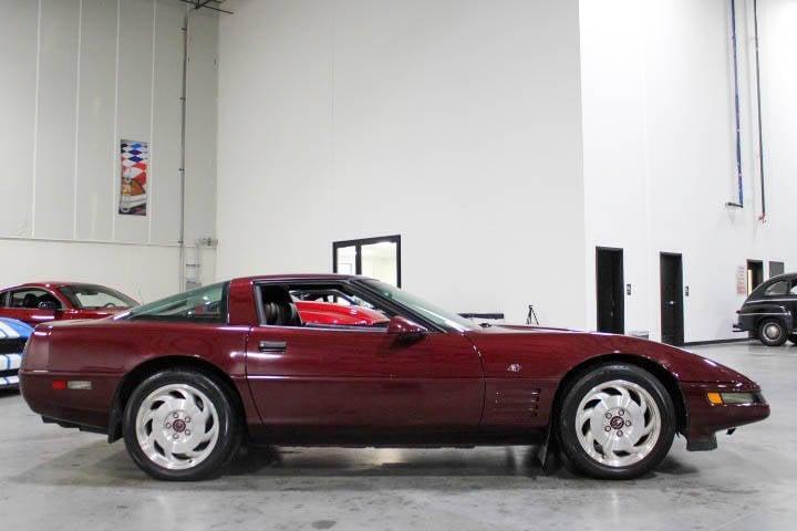 used 1993 Chevrolet Corvette car, priced at $19,900
