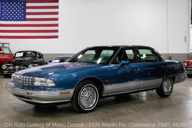 used 1992 Oldsmobile Ninety-Eight car, priced at $13,900
