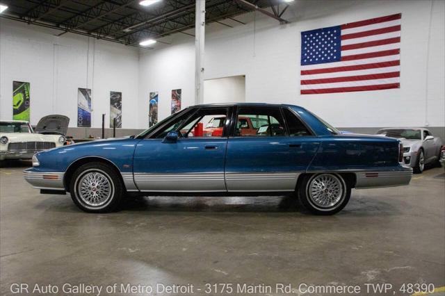 used 1992 Oldsmobile Ninety-Eight car, priced at $13,900