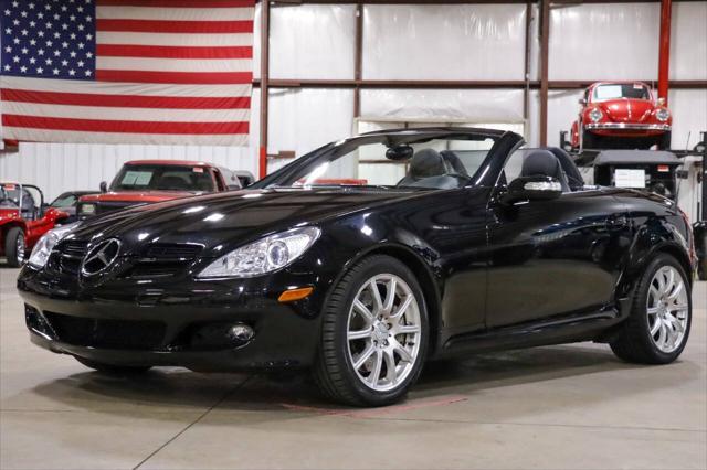 used 2007 Mercedes-Benz SLK-Class car, priced at $23,900