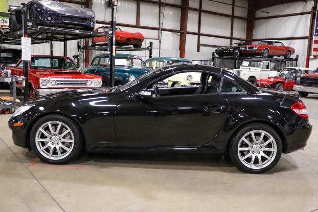 used 2007 Mercedes-Benz SLK-Class car, priced at $23,900