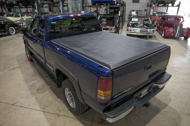 used 2002 Chevrolet Silverado 2500 car, priced at $13,900