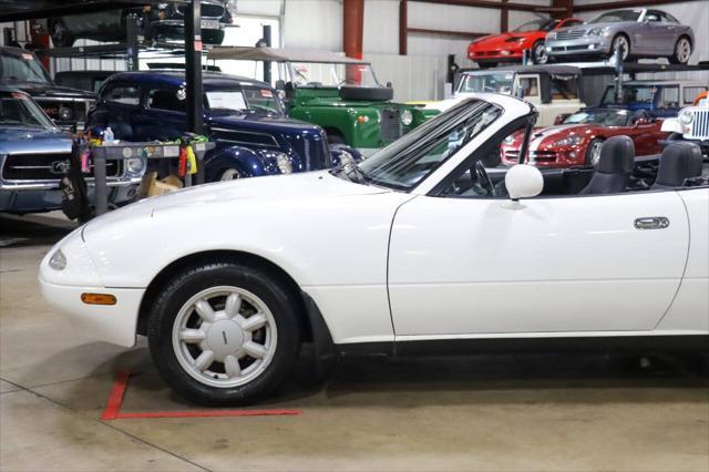 used 1991 Mazda MX-5 Miata car, priced at $13,900