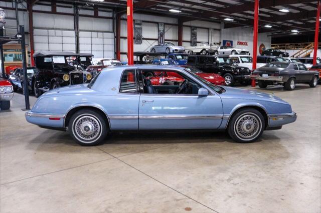 used 1989 Buick Riviera car, priced at $9,900