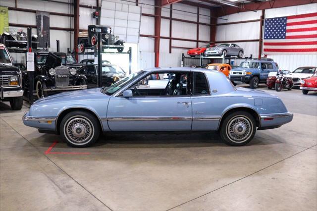 used 1989 Buick Riviera car, priced at $9,900