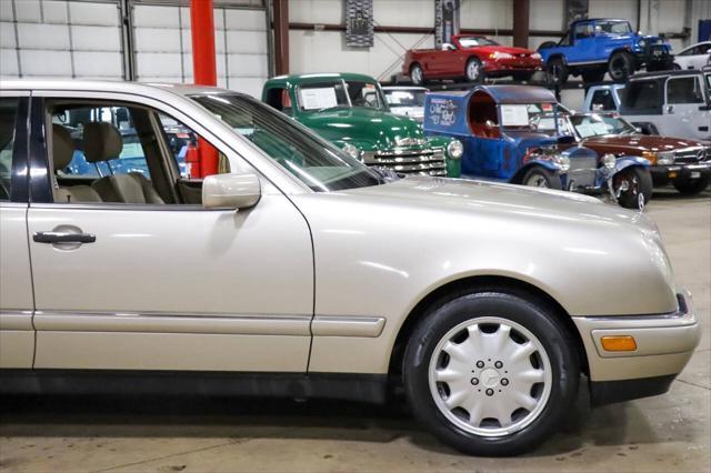 used 1998 Mercedes-Benz E-Class car, priced at $10,900